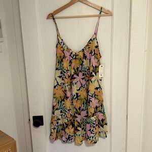 NWT Billabong sundress/ coverup 🌸🌼🌸